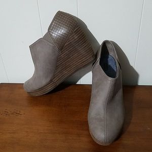 Dr. Scholl's Taupe Wedge Bootie